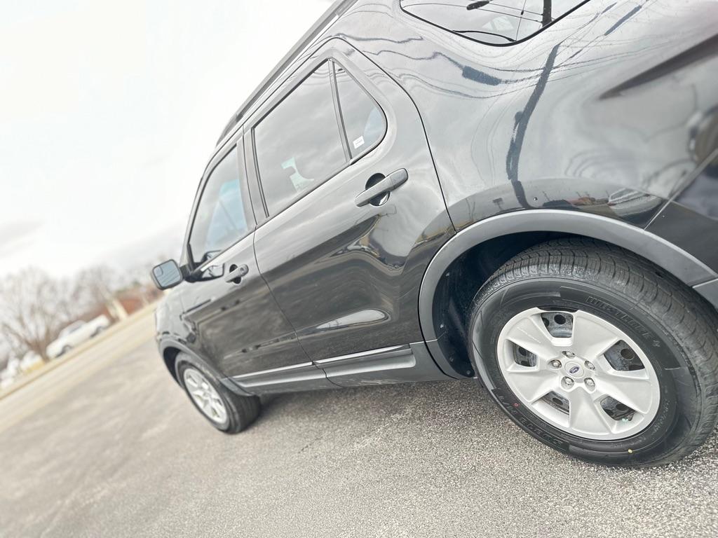 Ford Explorer Base 4WD 2013