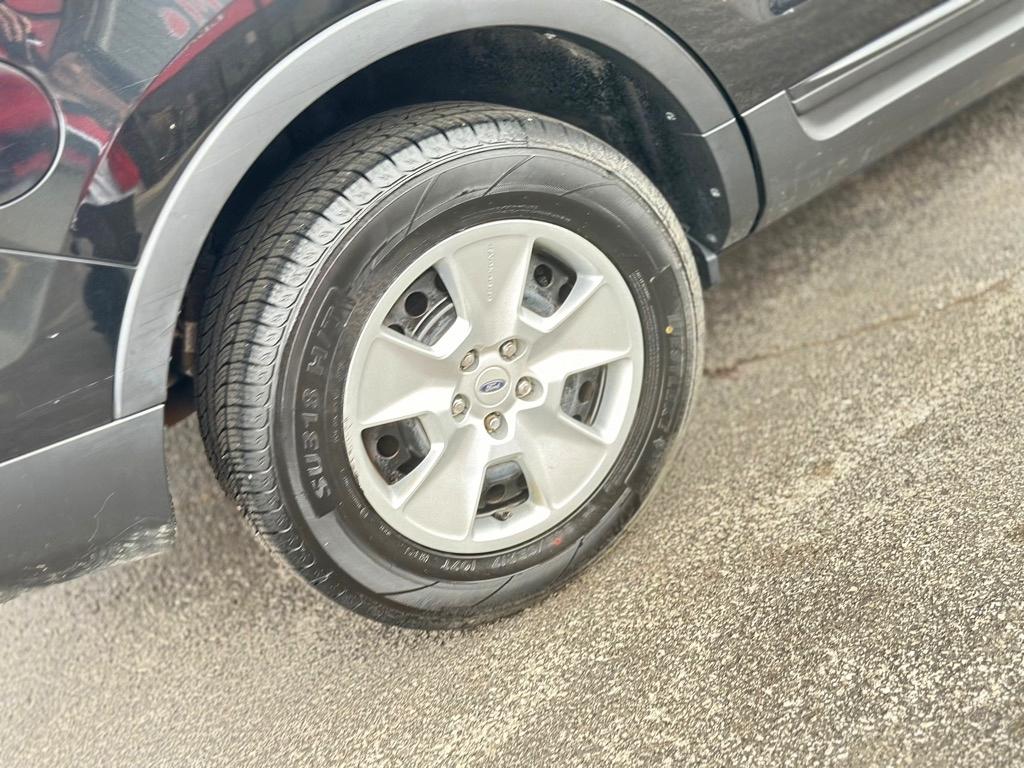 Ford Explorer Base 4WD 2013