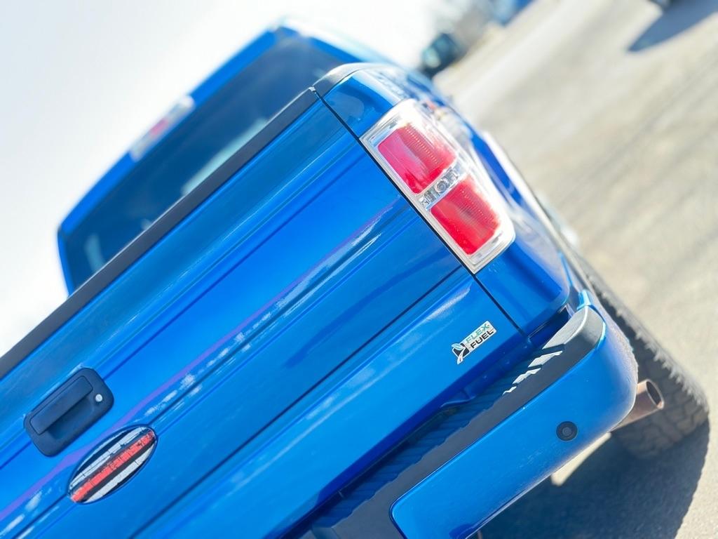 Ford F-150 XL SuperCab 8-ft. Bed 4WD 2010