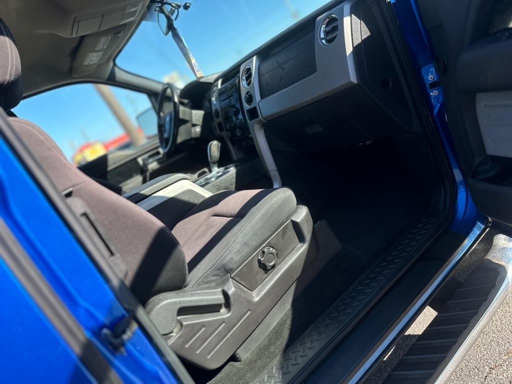 Ford F-150 XL SuperCab 8-ft. Bed 4WD 2010