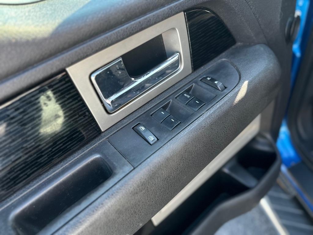 Ford F-150 XL SuperCab 8-ft. Bed 4WD 2010