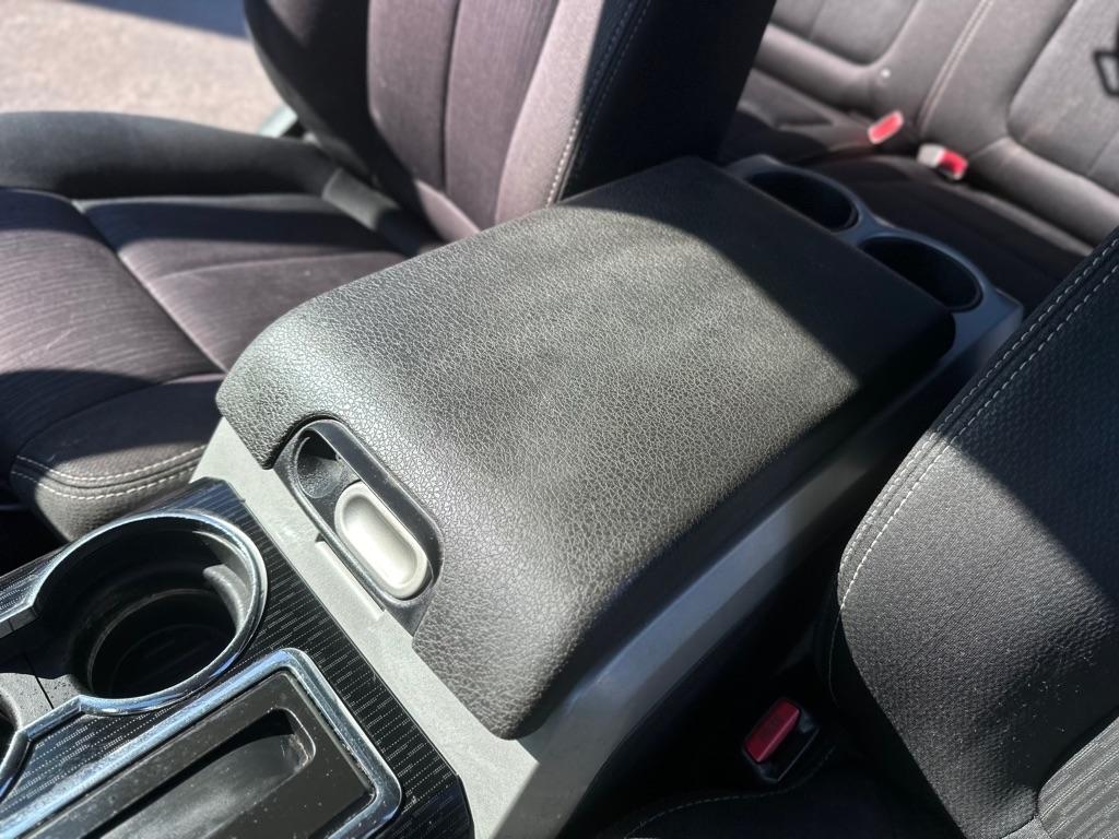 Ford F-150 XL SuperCab 8-ft. Bed 4WD 2010