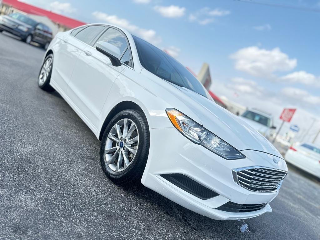 Ford Fusion SE 2017
