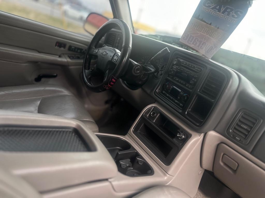 Chevrolet Tahoe 4WD 2005