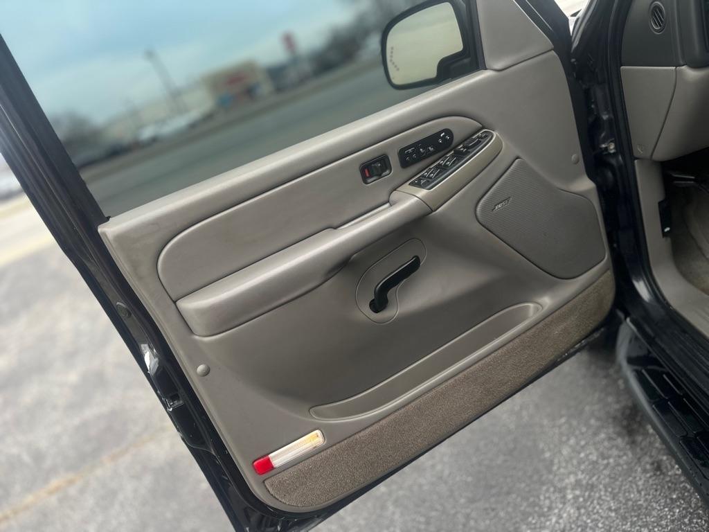 Chevrolet Tahoe 4WD 2005