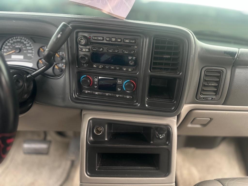 Chevrolet Tahoe 4WD 2005