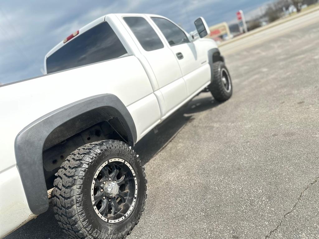 Chevrolet Silverado 2500HD Work Truck Ext. Cab Long Bed 4WD 2005