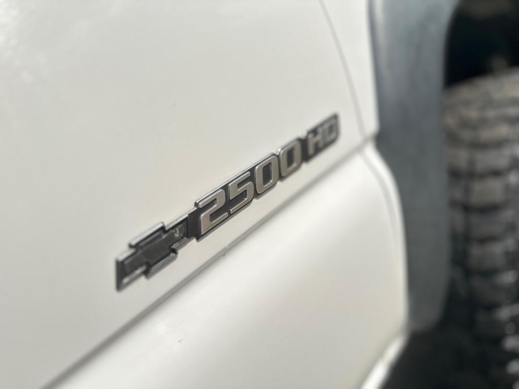 Chevrolet Silverado 2500HD Work Truck Ext. Cab Long Bed 4WD 2005
