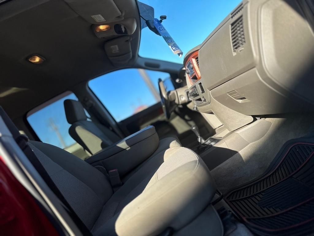 Dodge Ram 2500 ST Quad Cab 4WD 2006
