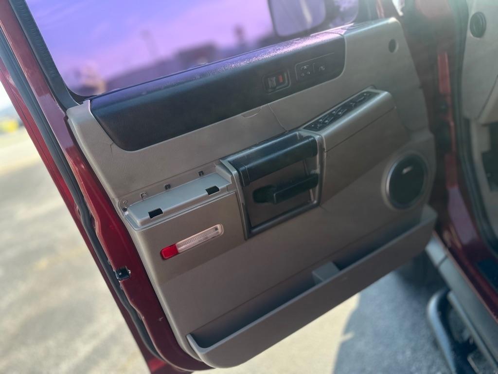 HUMMER H2 Sport Utility 2004