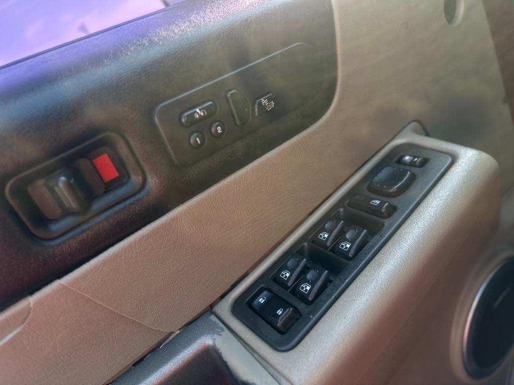 HUMMER H2 Sport Utility 2004