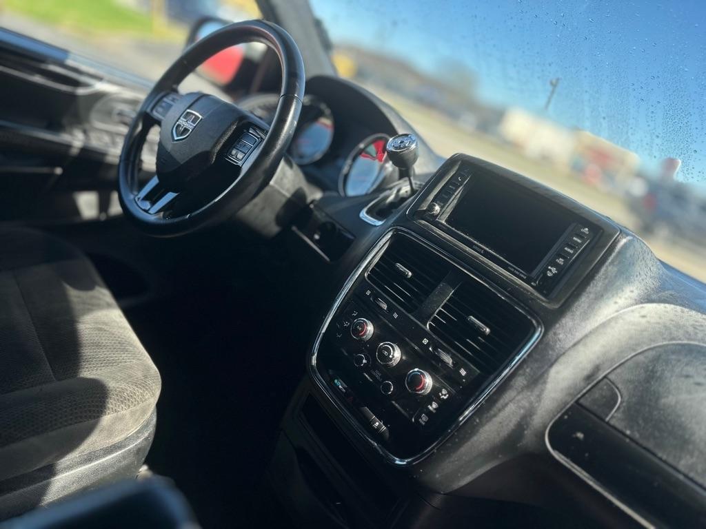 Dodge Grand Caravan SE 2017