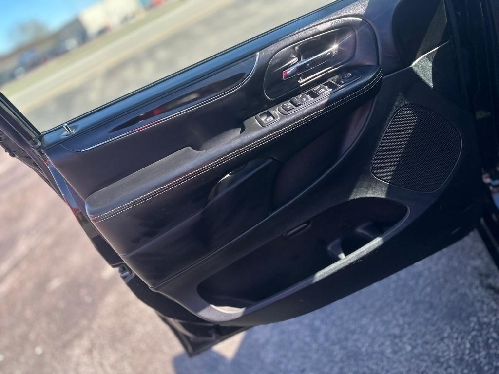 Dodge Grand Caravan SE 2017