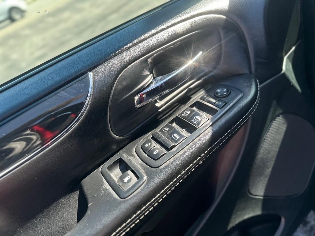 Dodge Grand Caravan SE 2017