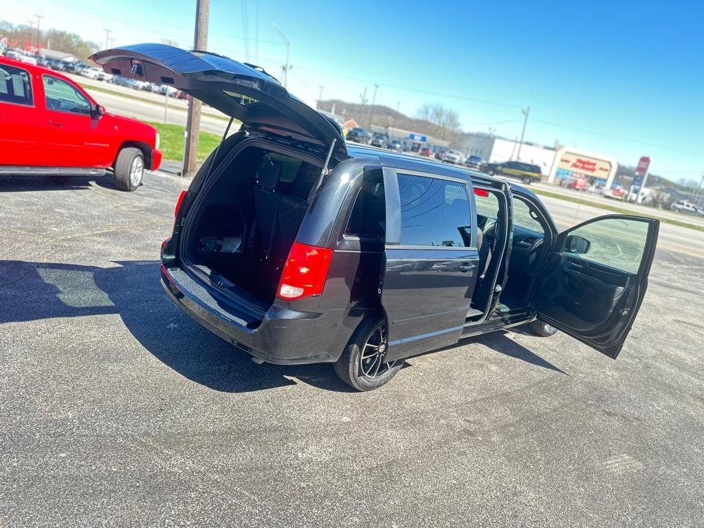 Dodge Grand Caravan SE 2017