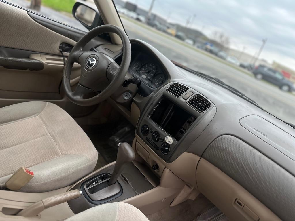 Mazda Protege DX 2002