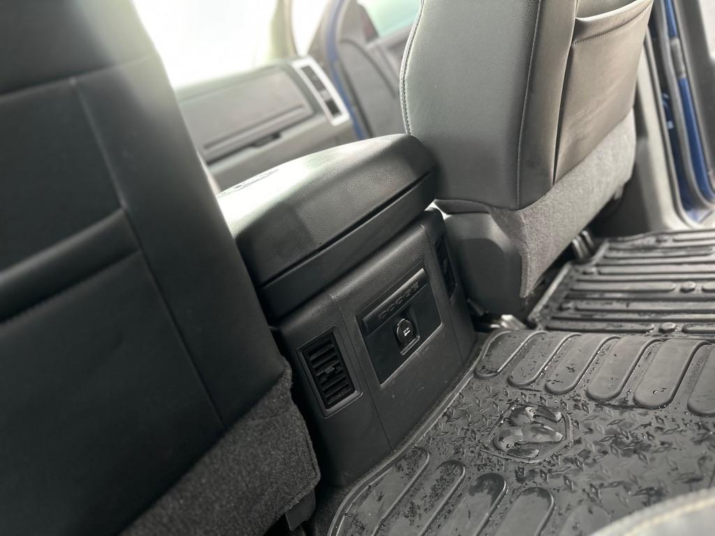 Dodge 1500 ST Crew Cab 4WD 2010