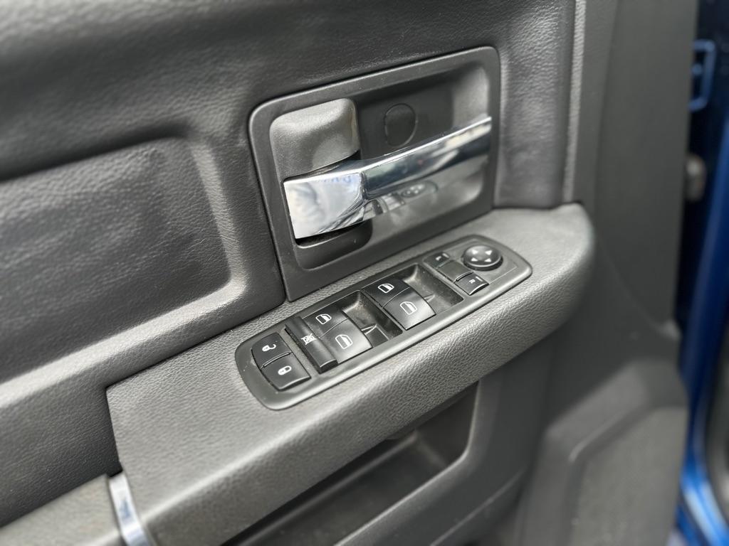 Dodge 1500 ST Crew Cab 4WD 2010