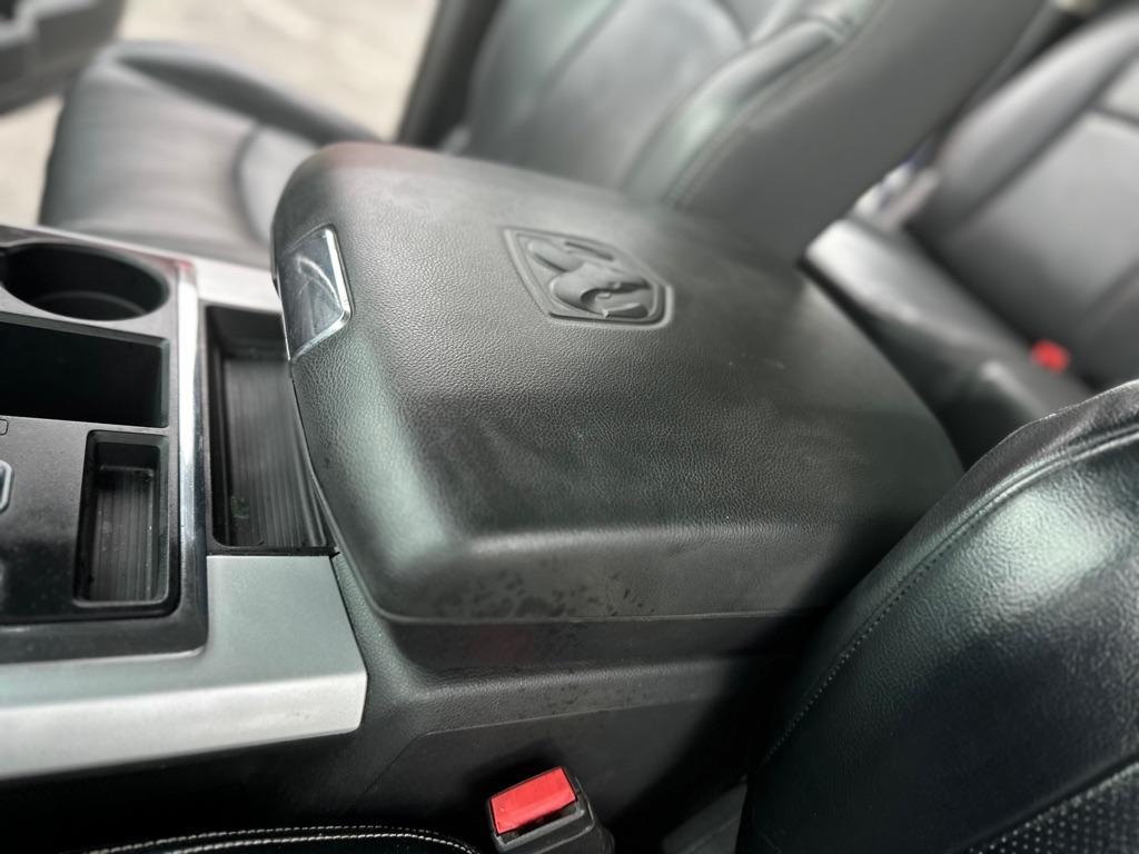 Dodge 1500 ST Crew Cab 4WD 2010