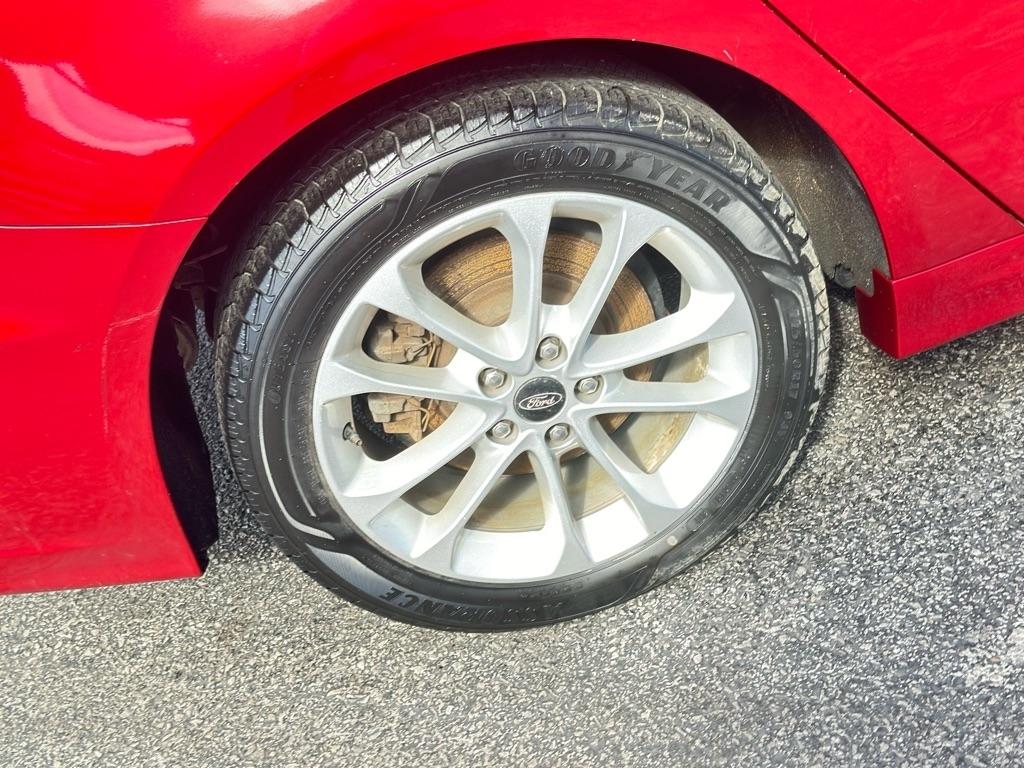 Ford Fusion Hybrid SE 2020