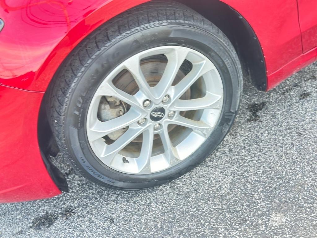 Ford Fusion Hybrid SE 2020