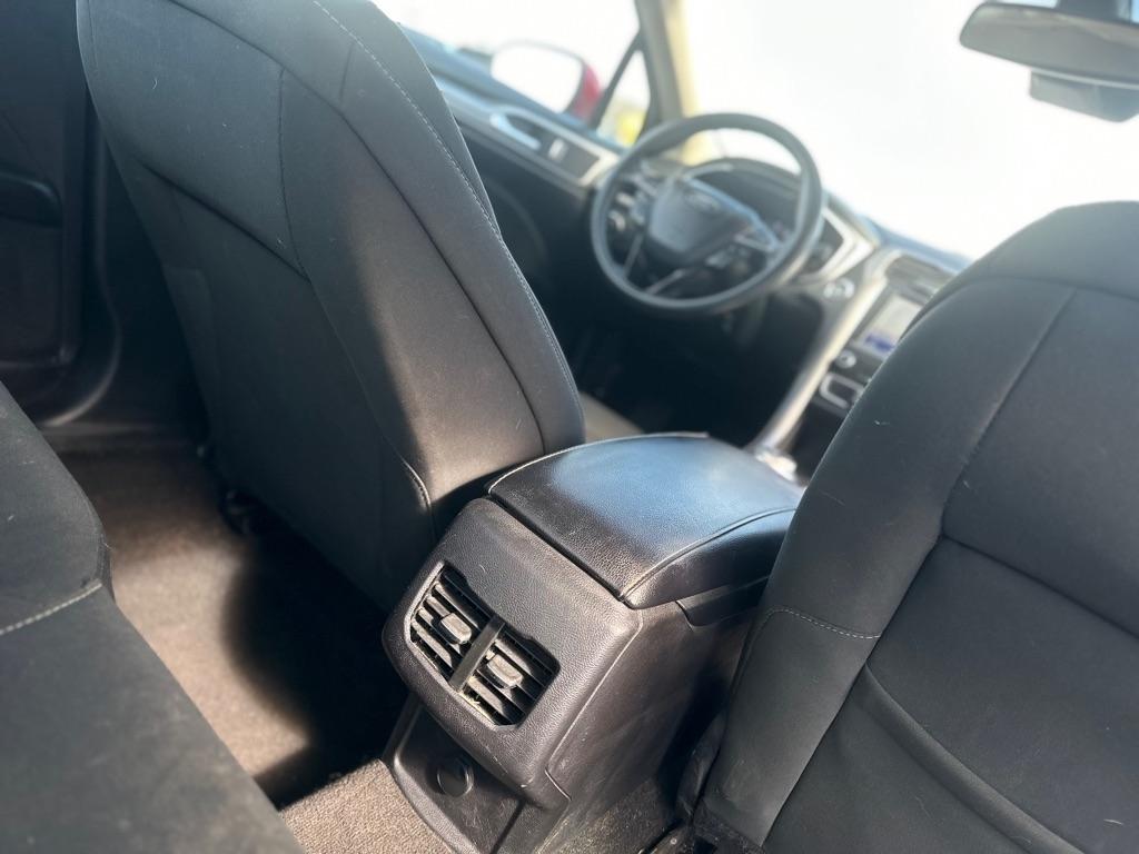 Ford Fusion Hybrid SE 2020