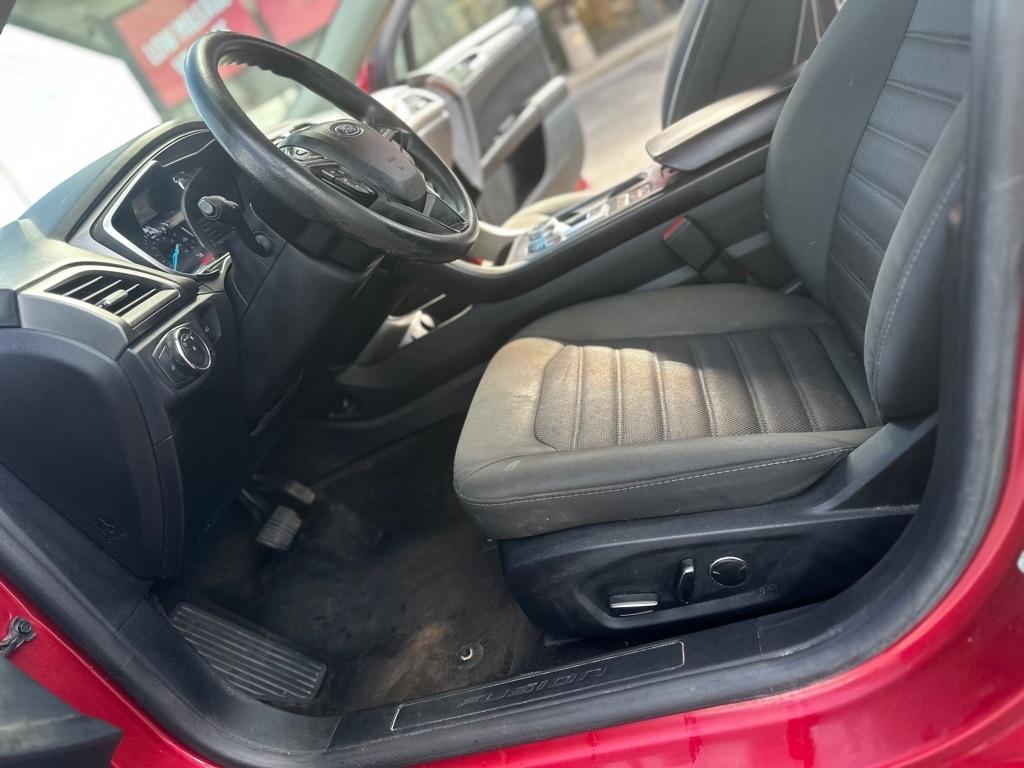 Ford Fusion Hybrid SE 2020