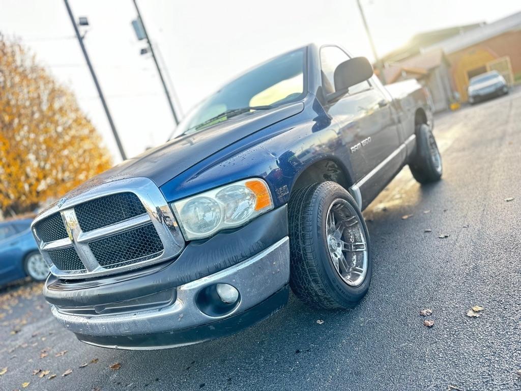 Dodge Ram 1500 ST 2WD 2004