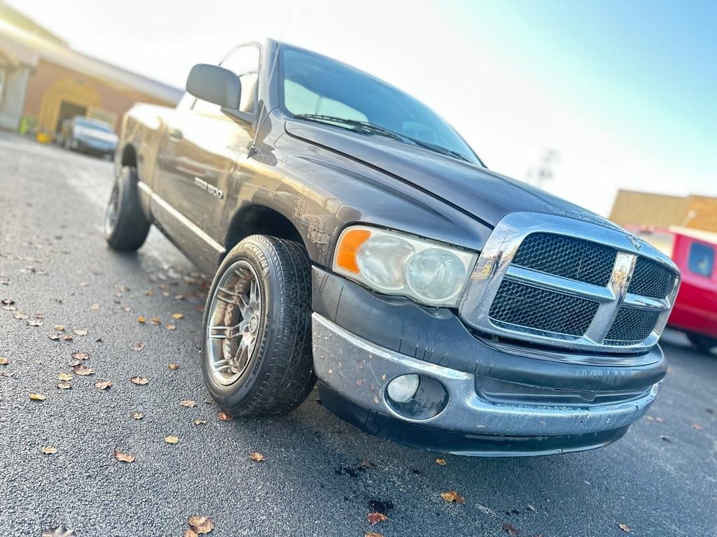 Dodge Ram 1500 ST 2WD 2004