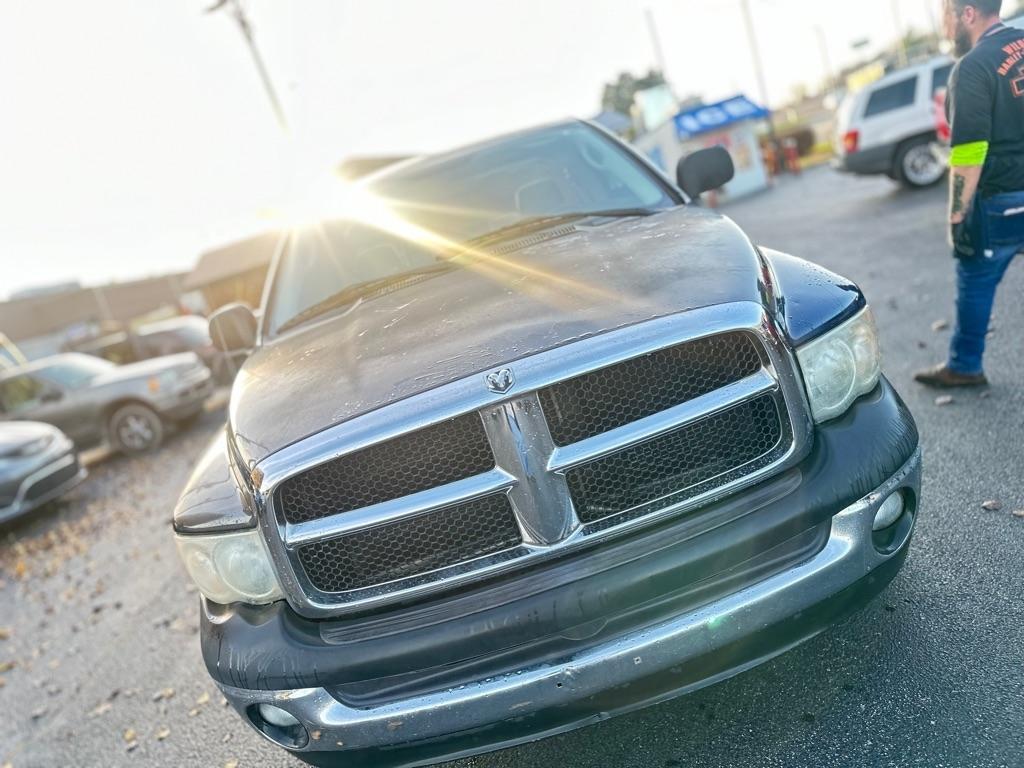 Dodge Ram 1500 ST 2WD 2004