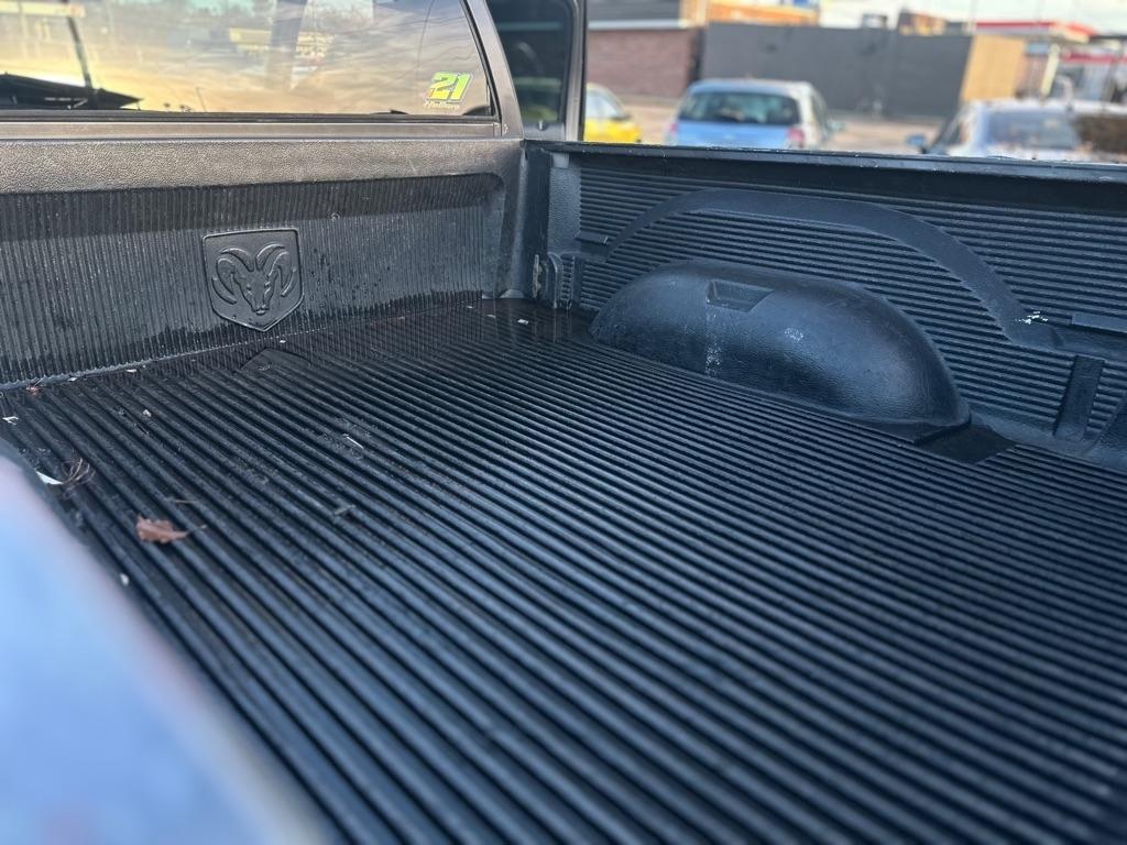 Dodge Ram 1500 ST 2WD 2004