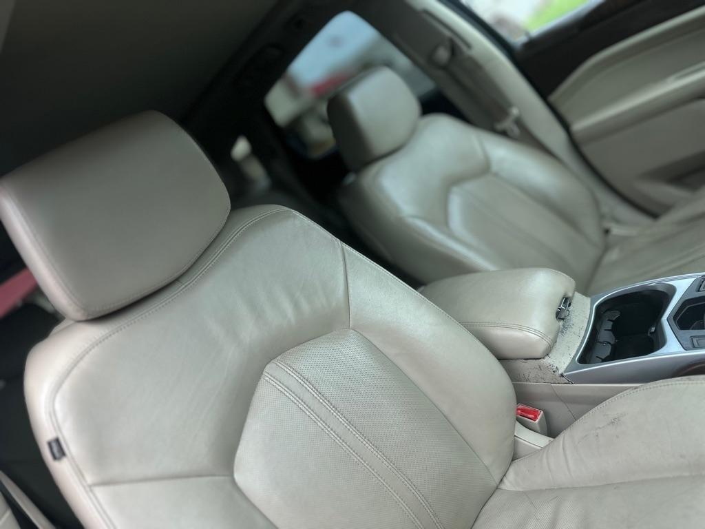 Cadillac SRX Performance Collection AWD 2010
