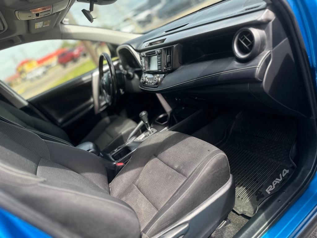 Toyota RAV4 XLE AWD 2017