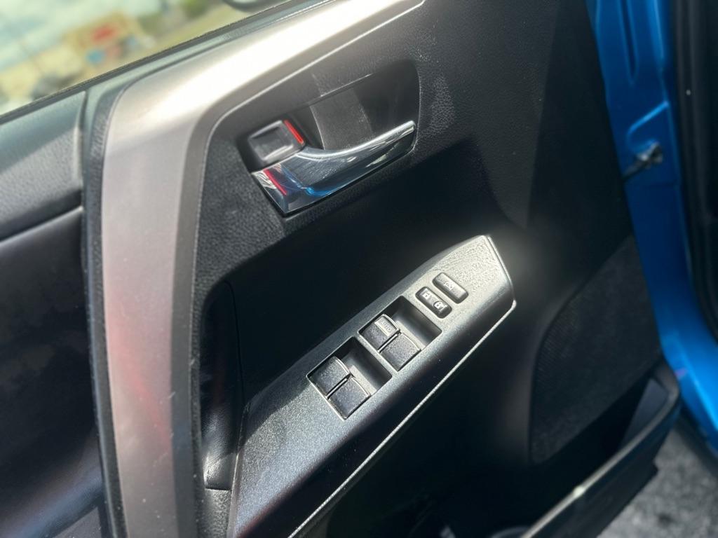 Toyota RAV4 XLE AWD 2017