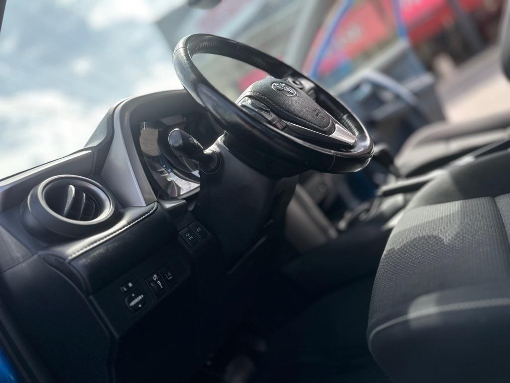 Toyota RAV4 XLE AWD 2017