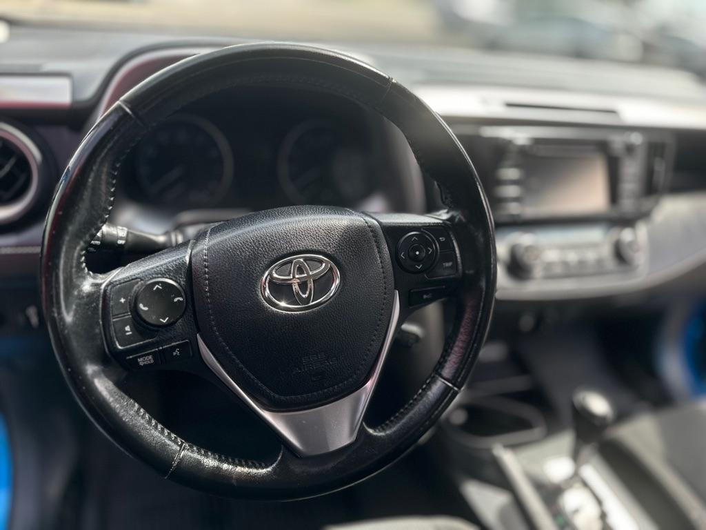 Toyota RAV4 XLE AWD 2017