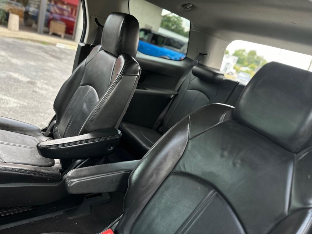 GMC Acadia SLT-1 AWD 2012