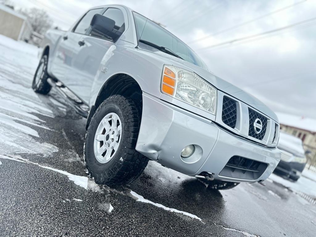 Nissan Titan XE Crew Cab 4WD 2004