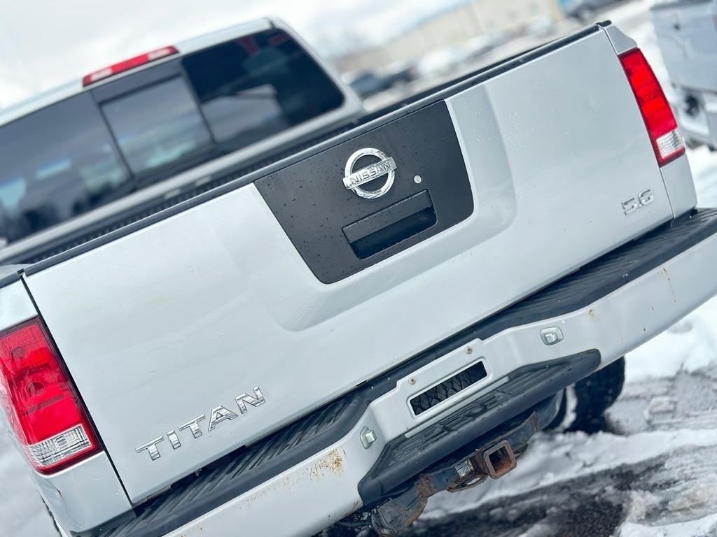 Nissan Titan XE Crew Cab 4WD 2004