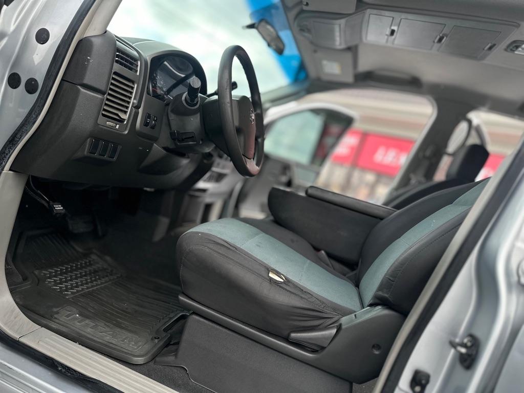 Nissan Titan XE Crew Cab 4WD 2004
