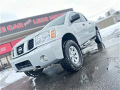 2004 Nissan Titan 