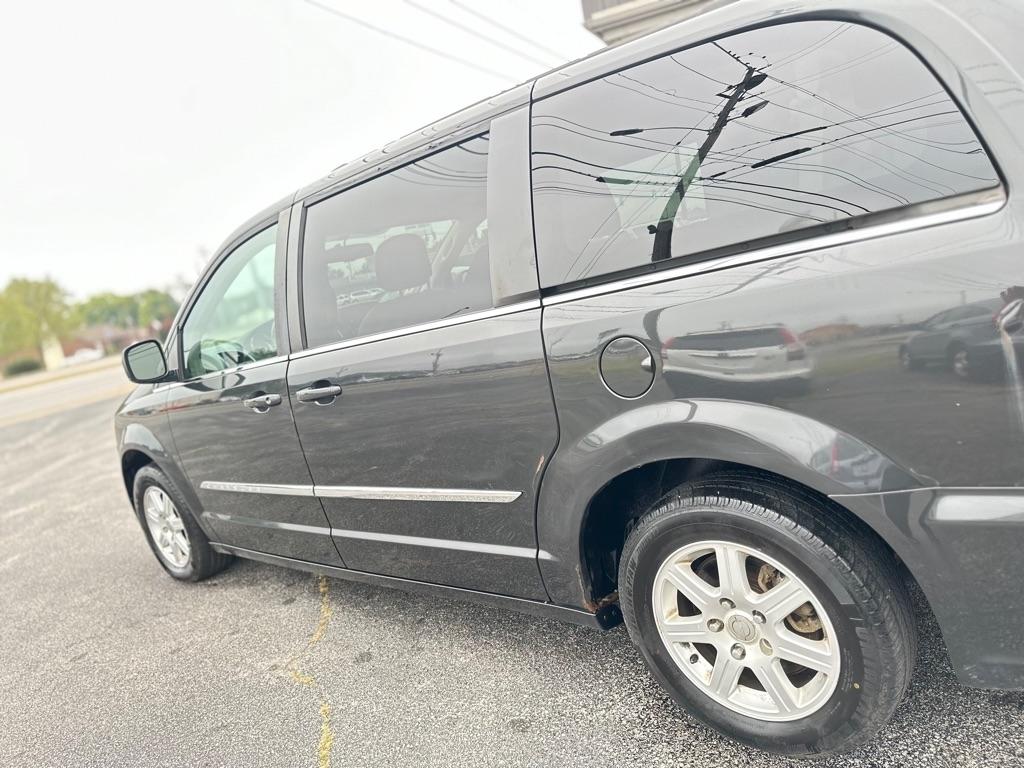 Chrysler Town & Country Touring 2012