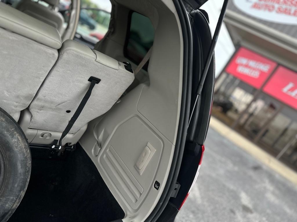 Chrysler Town & Country Touring 2012