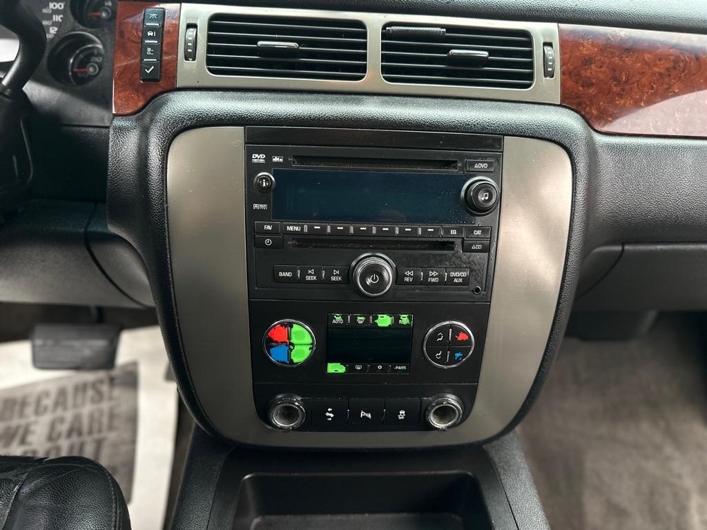 GMC Yukon XL SLT-1 1/2 Ton 4WD 2012