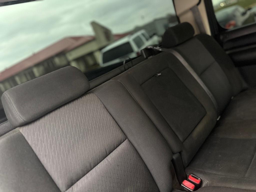 Chevrolet Silverado 1500 LS Crew Cab Short Box 4WD 2011