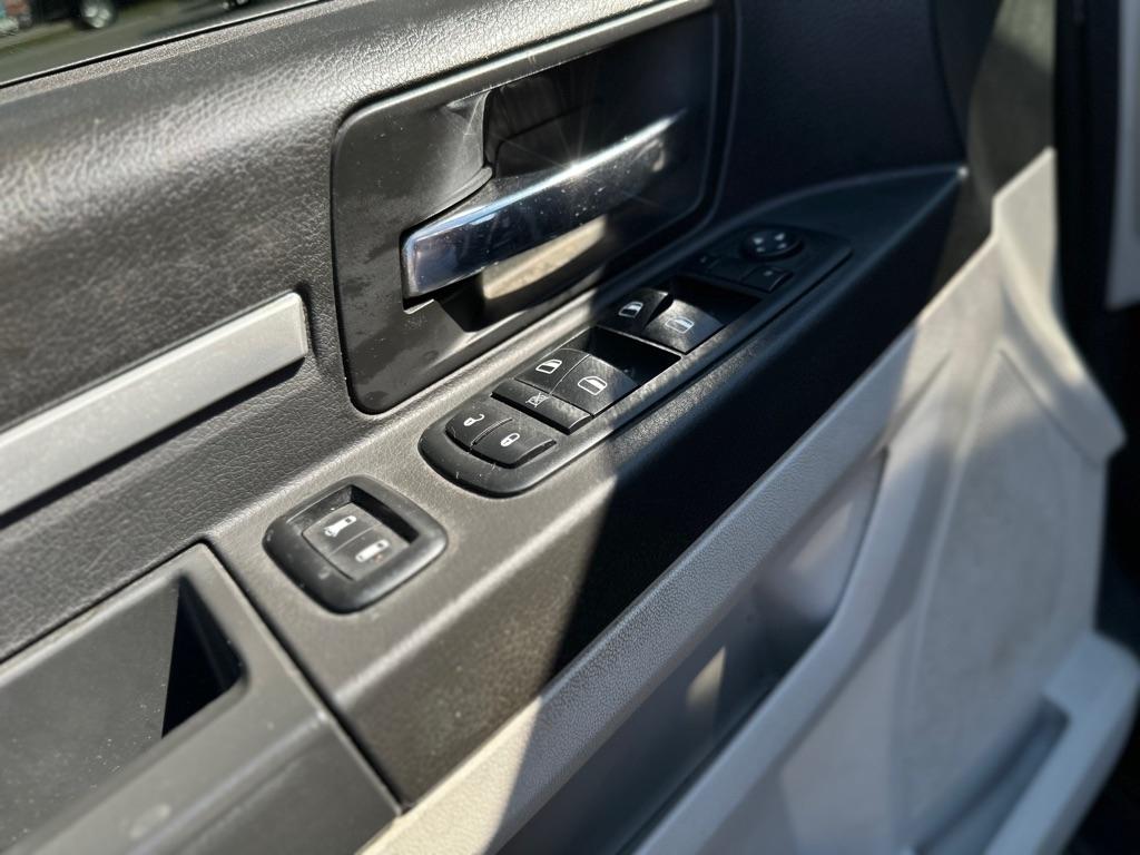 Dodge Grand Caravan SXT 2008