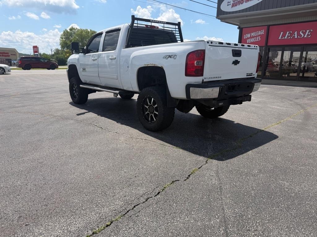 Chevrolet Silverado 2500HD LTZ Crew Cab 4WD 2011