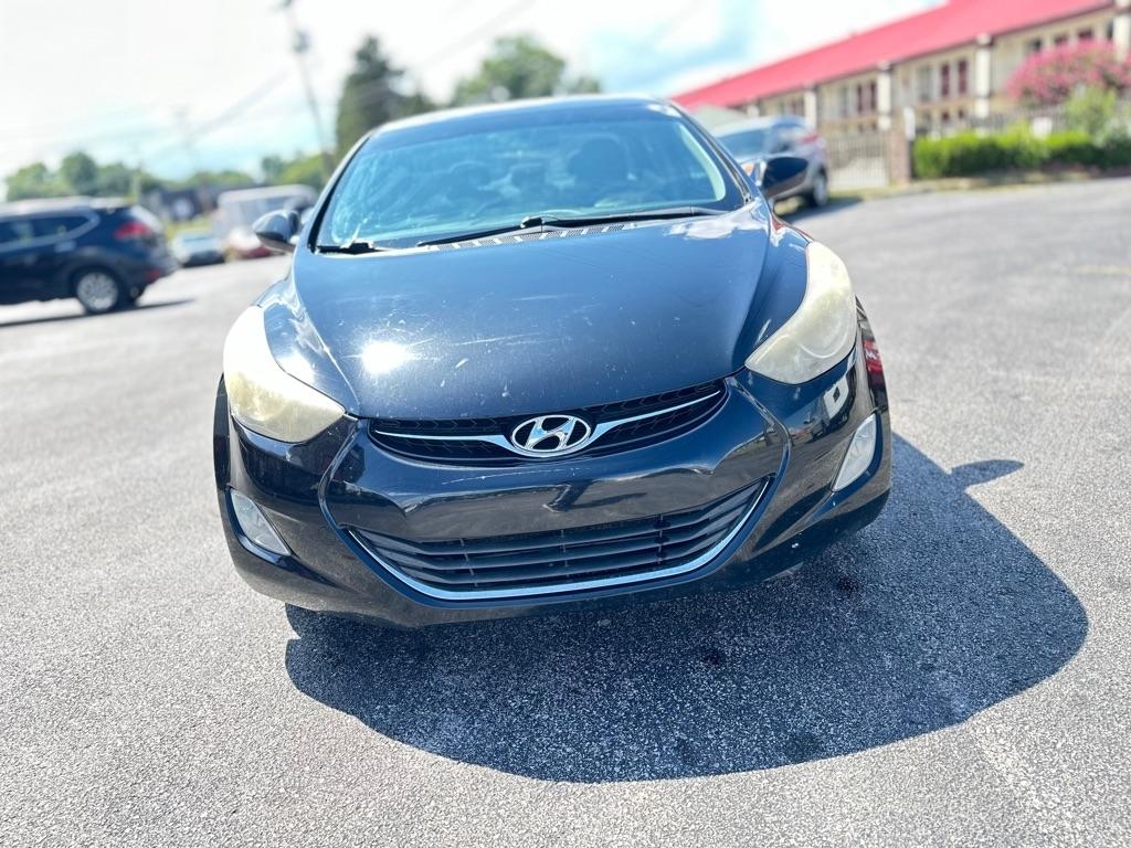 Hyundai Elantra GLS M/T 2013