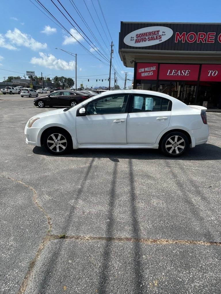 Nissan Sentra  2012