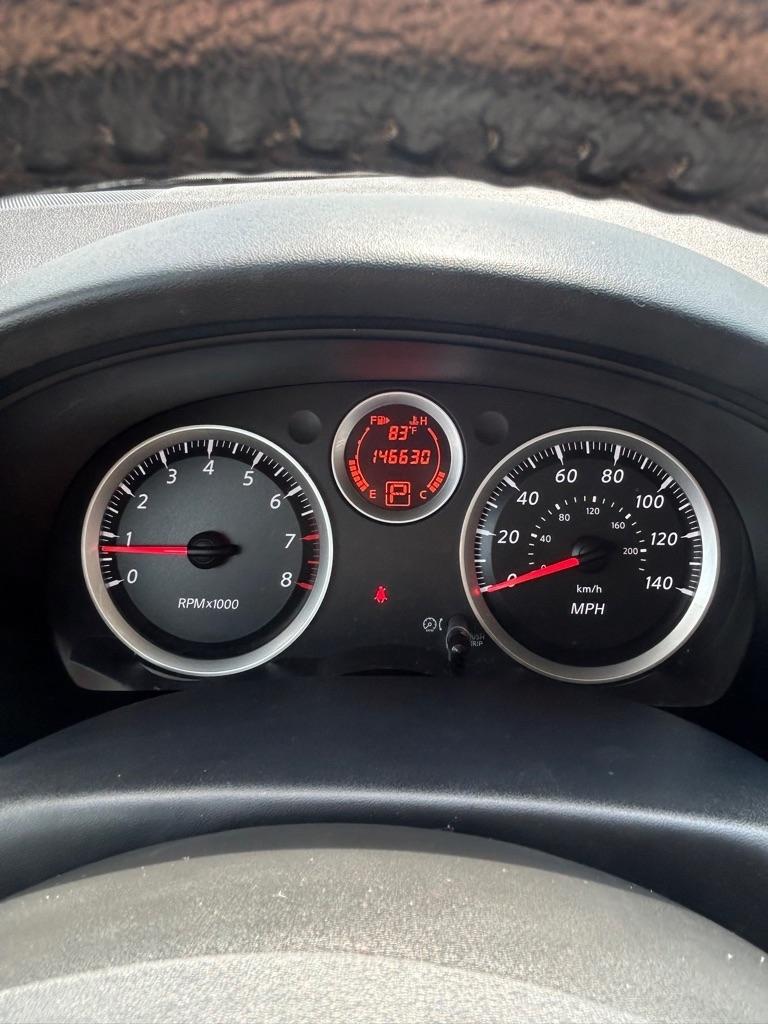 Nissan Sentra  2012